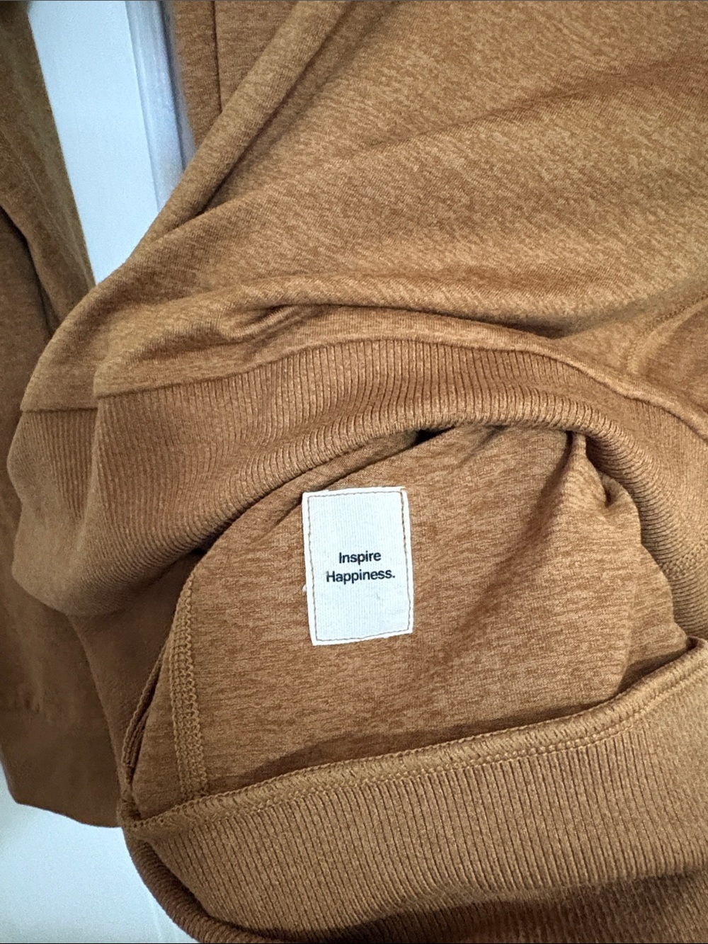 Vuori Ponto Performance Crewneck Sweatshirt in Autumn Heather Gold Size Medium - Picture 8 of 11